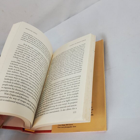 Mystical Dogs By Jean Houston Animals as Guides To Our Inner Life Hardback - Picture 9 of 10